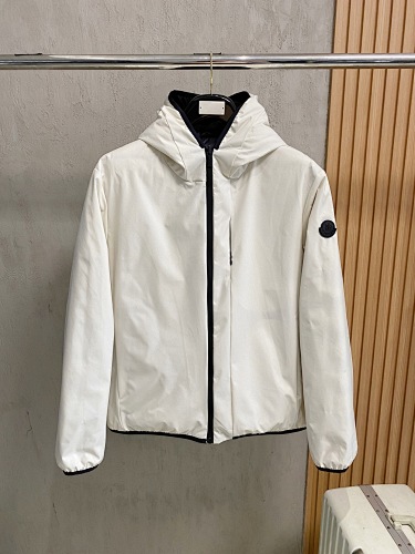 1:1新品上架 MONCLER蒙口羽絨服外套 2025專櫃新品原版購入 采用高支高密度面料 高品質90白鴨絨填充內裏 尺寸-48-56 DM600803650